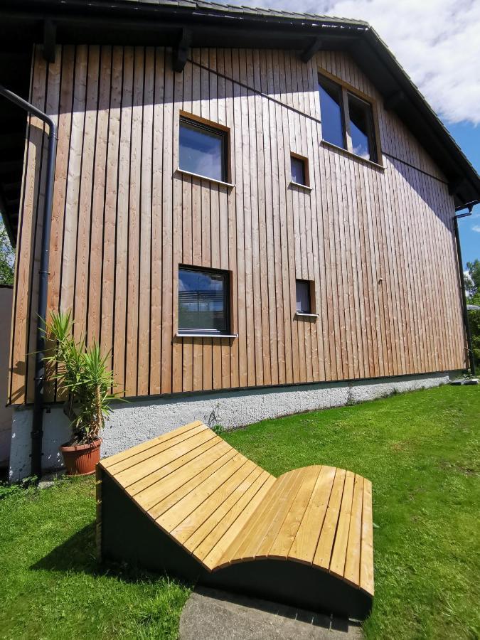 Moderne Ferienwohnungen Mit Designbad Petting Bagian luar foto