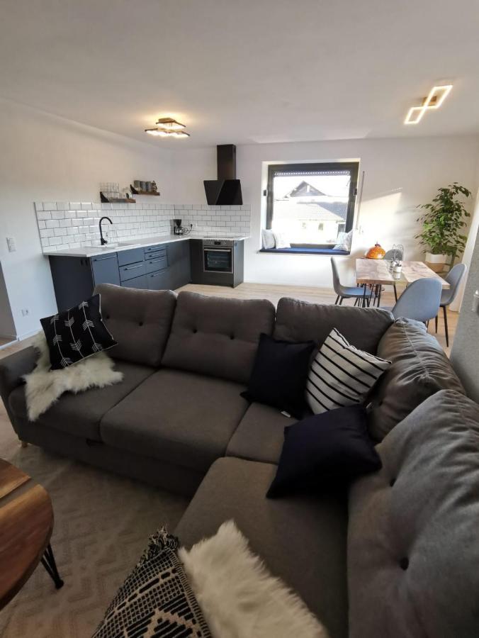 Moderne Ferienwohnungen Mit Designbad Petting Bagian luar foto